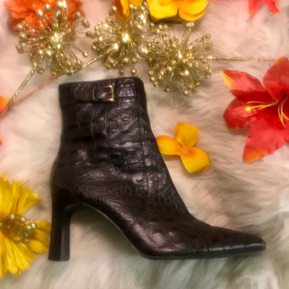 Bandolino Boots - Picture 1 of 14